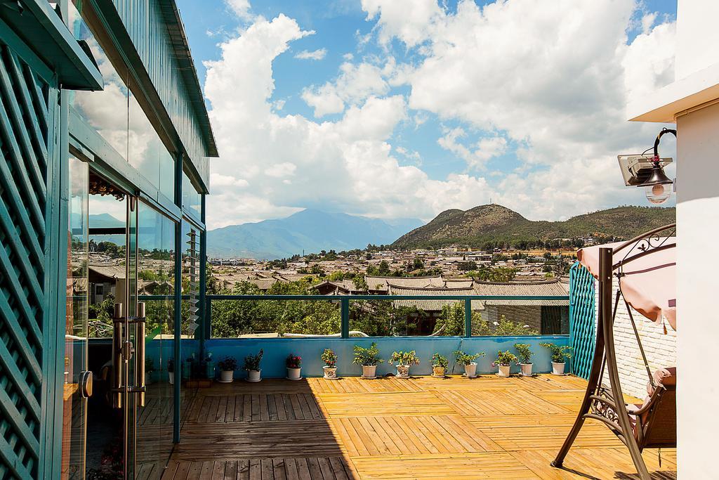 Lijiang Flower Theme Hostel Exterior photo