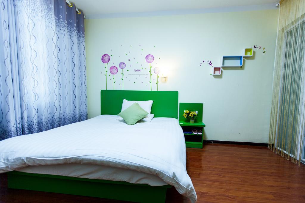 Lijiang Flower Theme Hostel Room photo